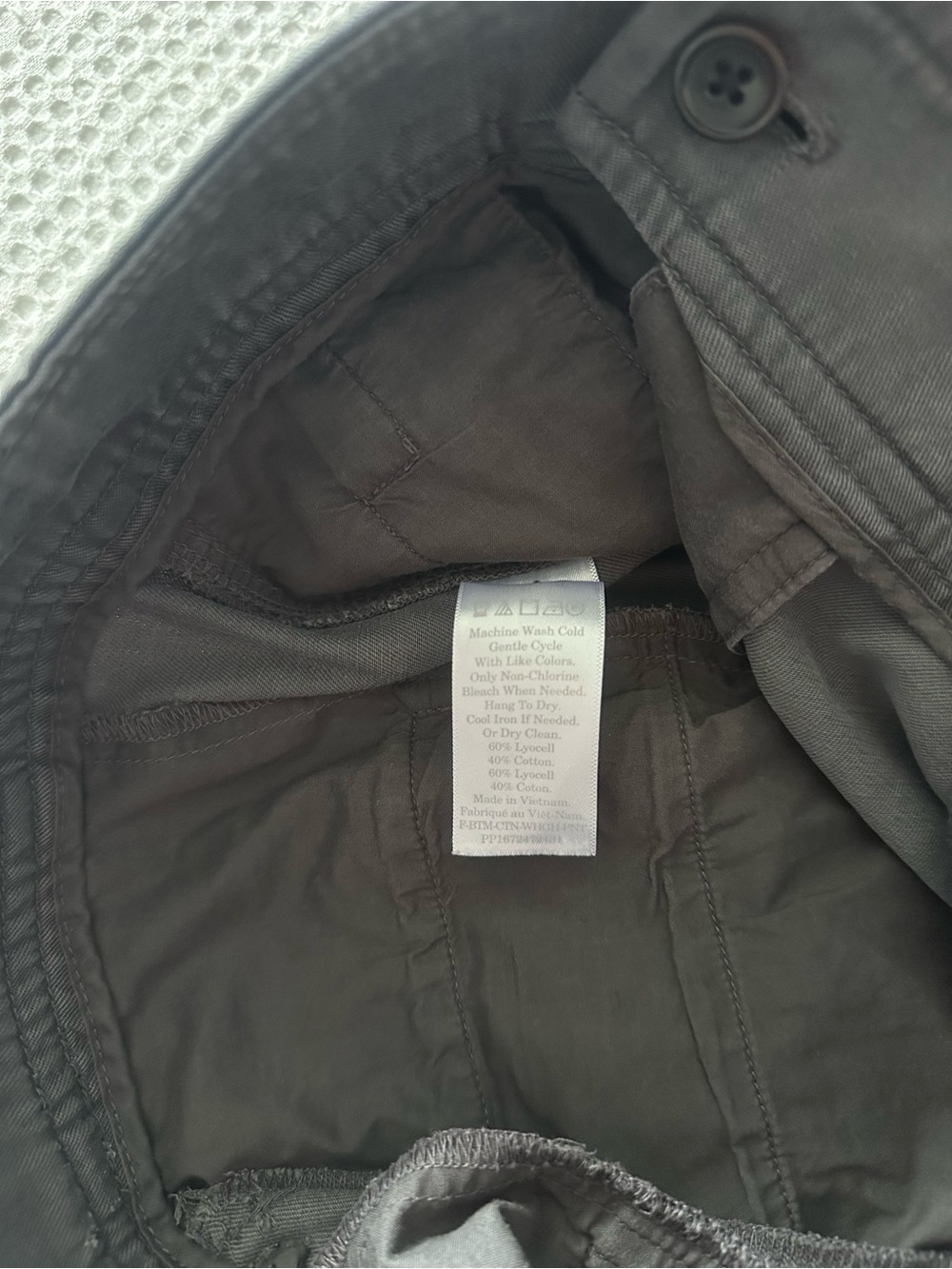 Everlane Women's Wide-Leg Pants in Gray - Picture 4 of 4
